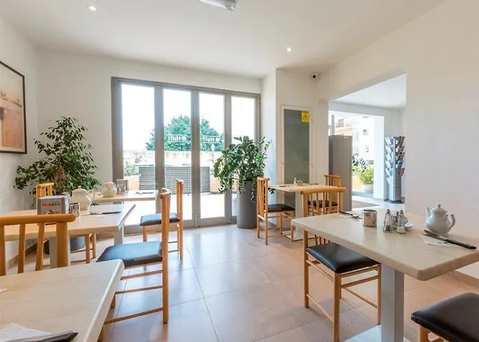 Hotel de apartamente Huli & 2*