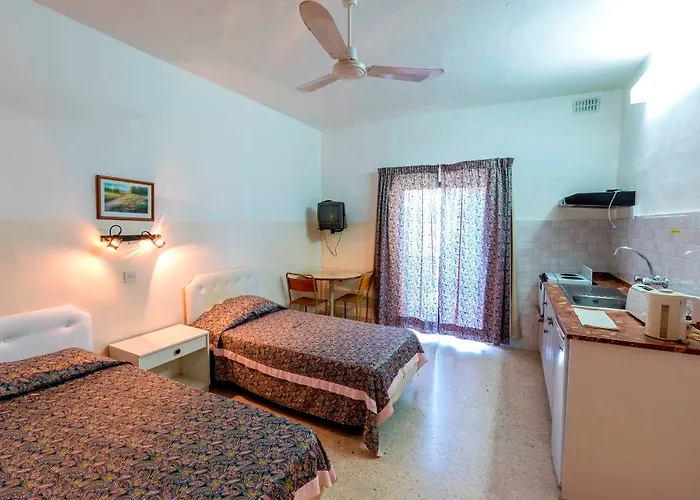 Huli & Hotel de apartamente Qawra